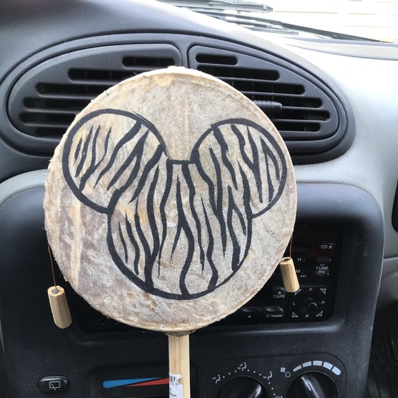 Mickey Artisan drum. - Picture 3 of 3